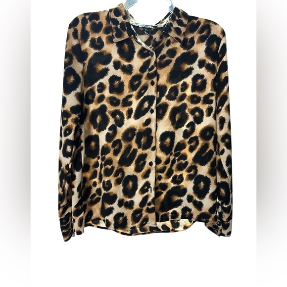 Forever 21 Tops - Forever 21 Animal Print Long Sleeve Shirt